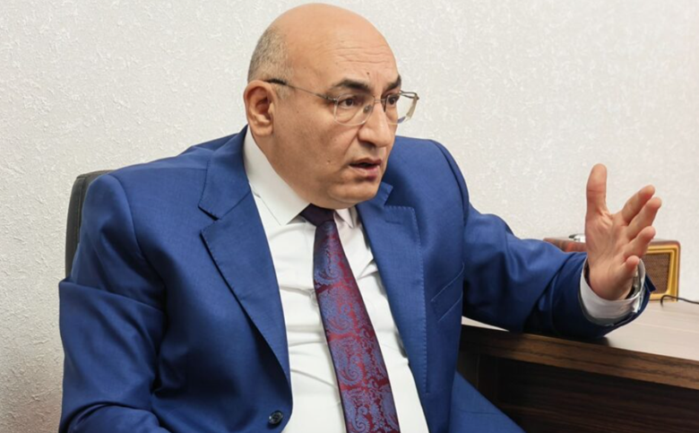 <a class="amazingslider-posttitle-link" href="https://www.umidparty.org/tiktokdan-bas-nazirliy%c9%99-uzanan-yol-iqbal-agazadeden-anons/">TikTokdan baş nazirliyə uzanan yol – İQBAL AĞAZADƏDƏN ANONS</a> TikTokdan baş nazirliyə uzanan yol – İQBAL AĞAZADƏDƏN ANONS